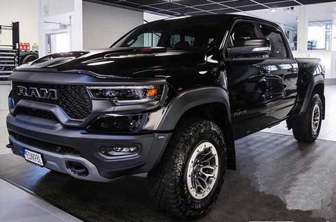 Svart RAM 1500 TRX Crew Cab stulen söder om Jönköping